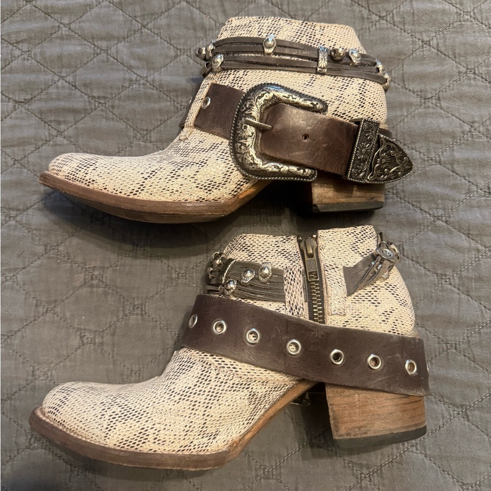 Freebird Saloon. Size 9. Snakeskin Ankle Boots with Dark Brown Straps